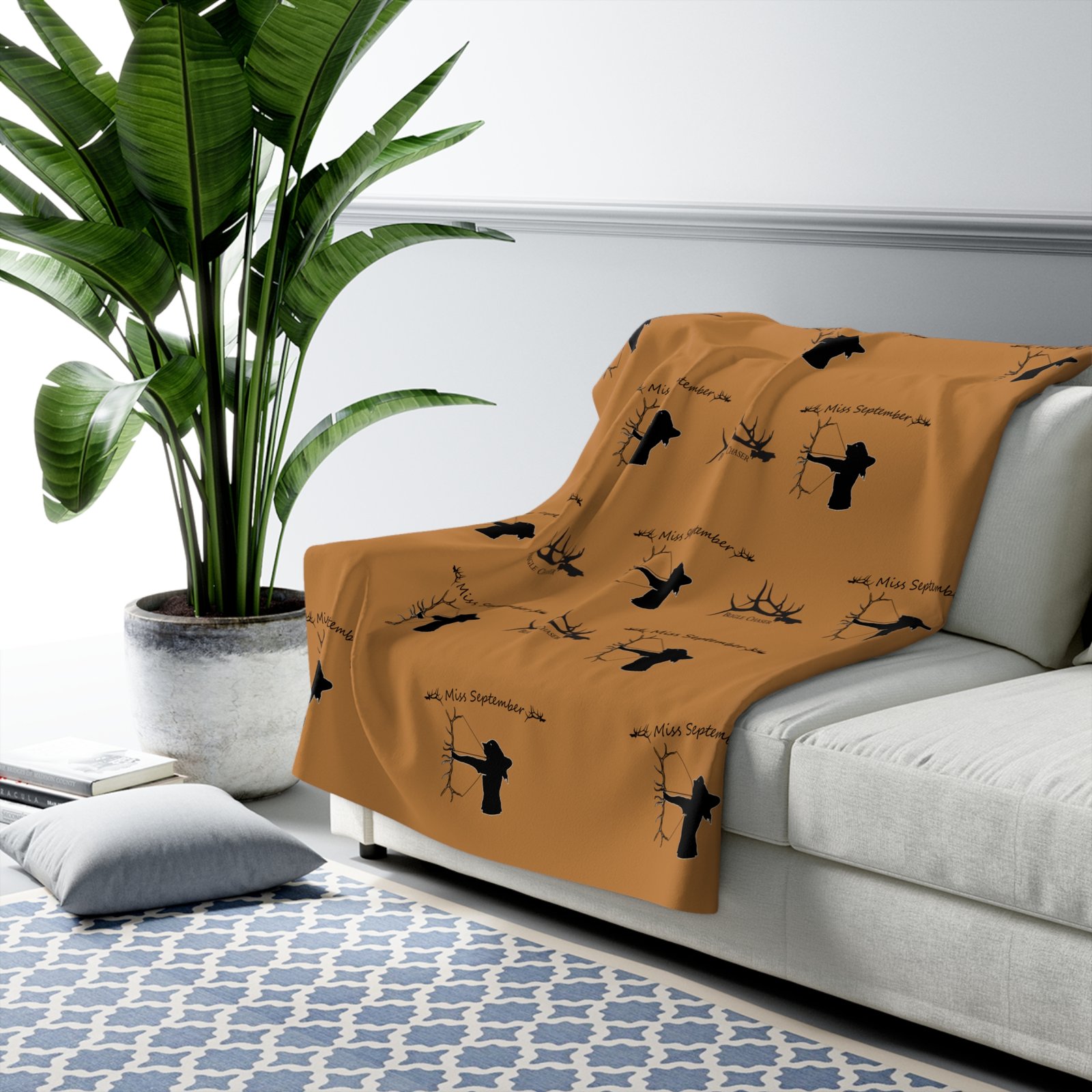 Sherpa Fleece Blanket — Personalized Hunter Pattern Throw (My September Job) - Image 3
